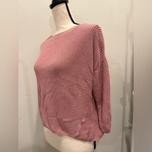 Express Women's Knitted Pink Cropped Sweater. Size Medium. EUC.